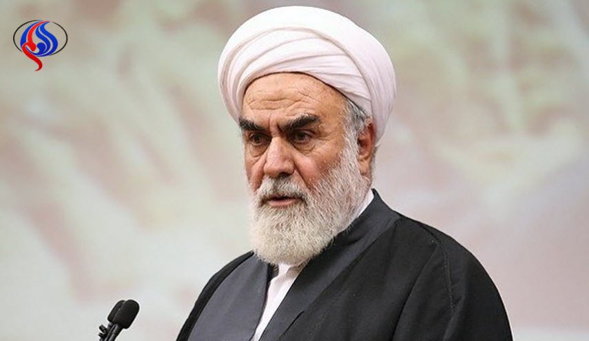 انتقاد رئیس دفتر مقام معظم رهبری به شیوع  بازی «نهنگ آبی»