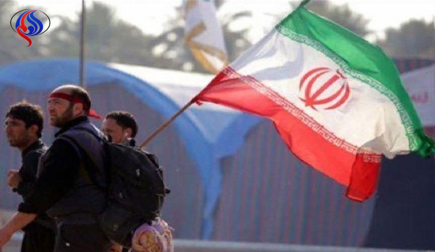  توزيع آلاف الاحذية على زائري اربعينية الامام الحسين (ع)
