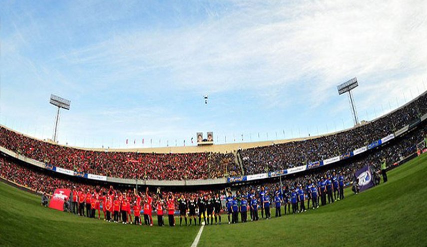 آب پاکی فدراسیون فوتبال روی دست استقلال و پرسپولیس