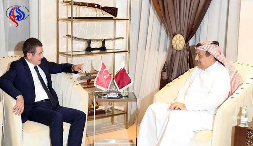 وزيرا الدفاع القطري والتركي يبحثان زيادة تبادل الخبرات