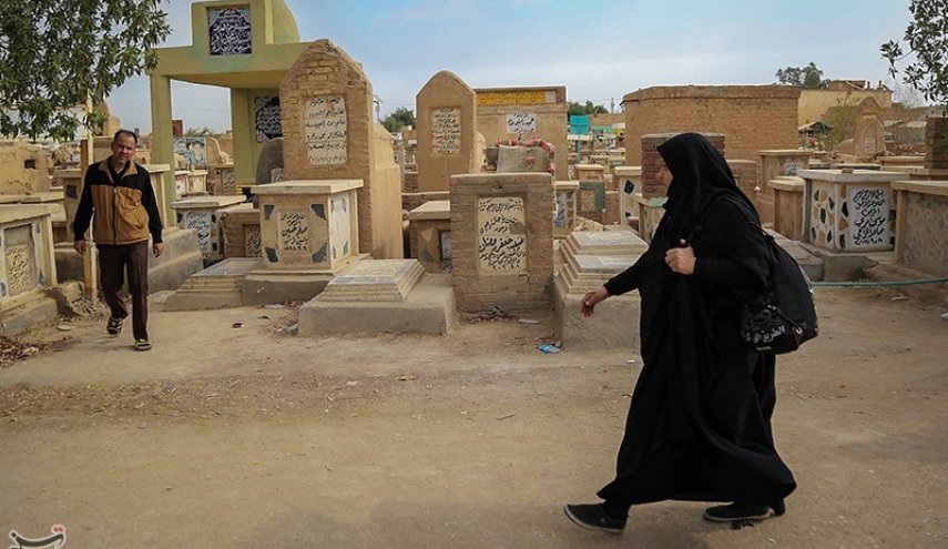 آغاز پیاده روی اربعین حسینی از قبرستان وادی السلام
