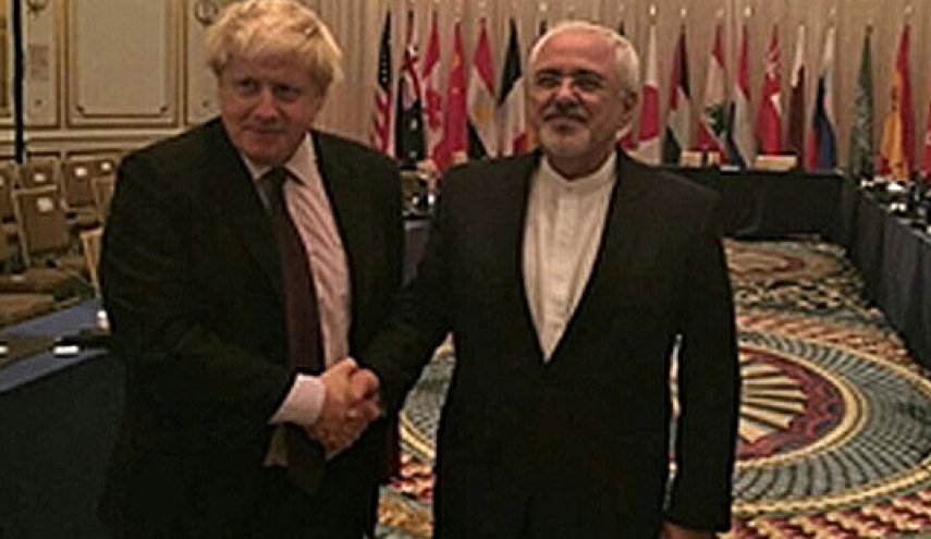 جانسون با ظریف درباره وضعیف نازنین زاغری گفت‌وگو کرد