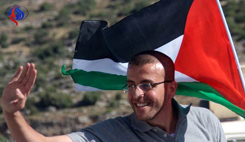 سلطات الاحتلال تفرج عن الصحفي محمد القيق