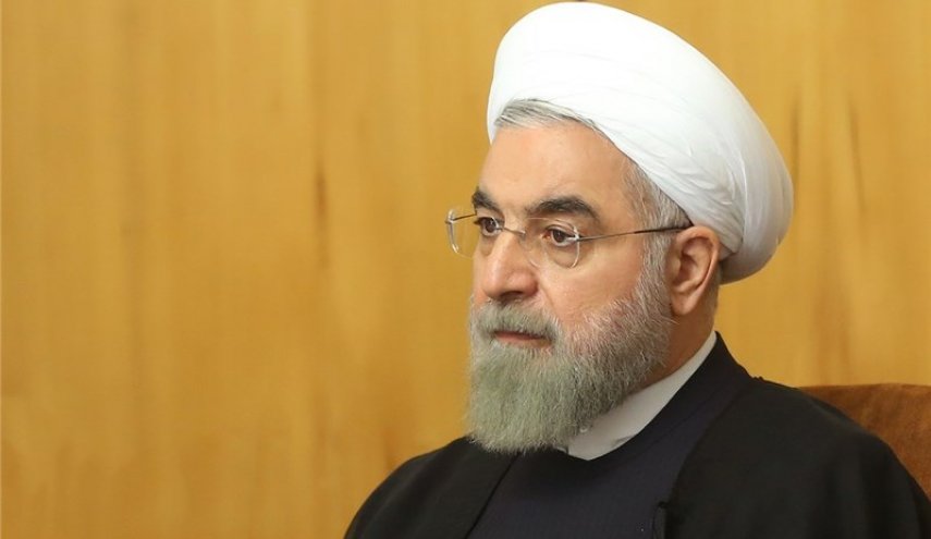 دستور روحانی به جهانگیری برای رسیدگی به زلزله‌زدگان
