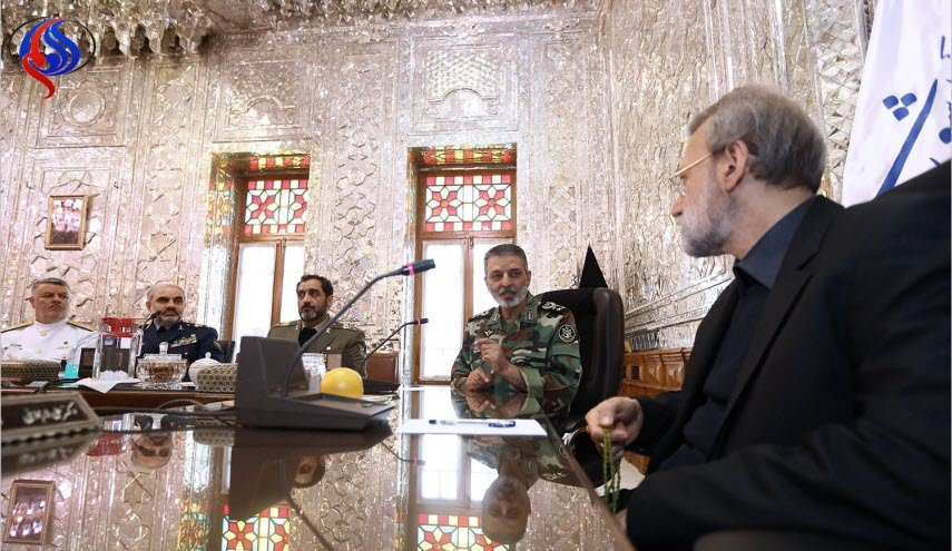 جمعی از فرماندهان ارتش با رئیس مجلس دیدار کردند