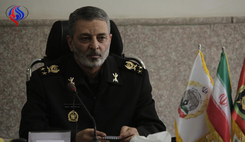 فرمانده کل ارتش: ارتش و سپاه در حادثه زلزله جلوه زیبایی از هم‌افزایی را به نمایش گذاشتند