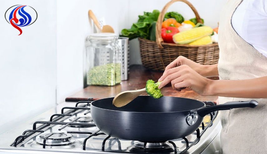 10 أطعمة تتحول إلى سموم عند تسخينها