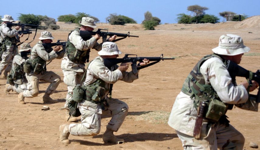 دولة عربية تستضيف 5 قواعد عسكرية أجنبية!

