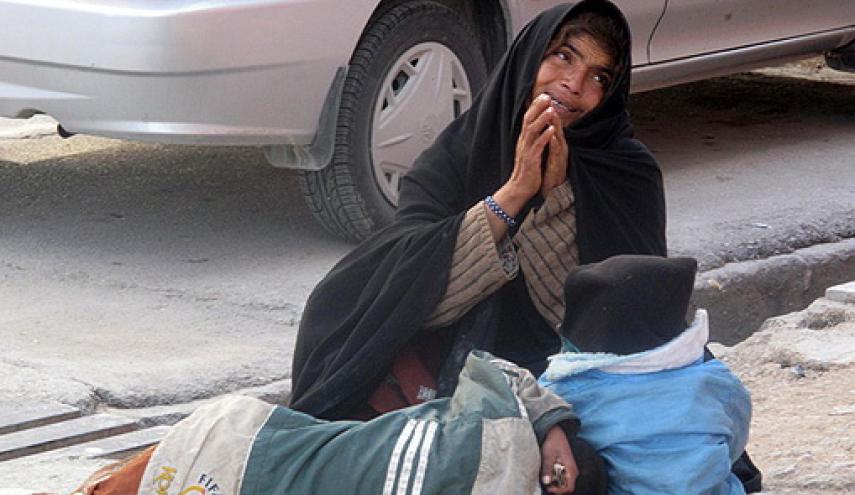 دستگیری گداهای پاکستانی که خود را زلزله زده جا زده بودند! + عکس