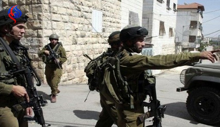 الاحتلال الاسرائيلي يواصل اعتداءاته بحق الفلسطينيين