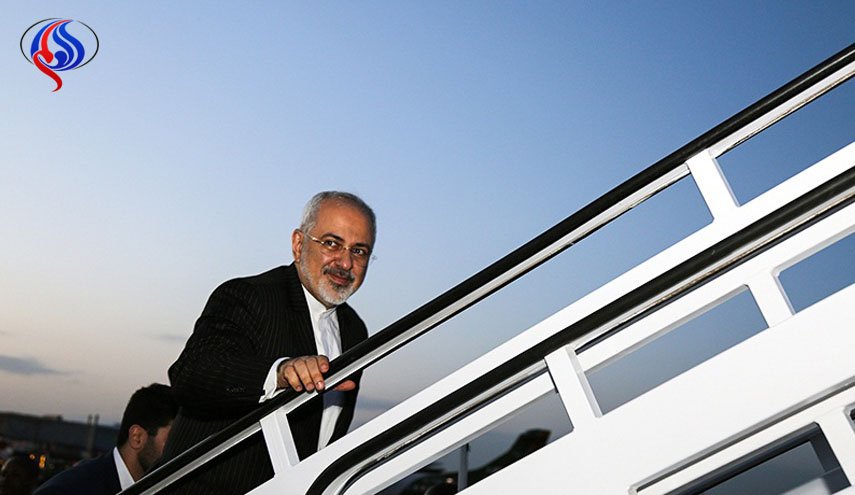 ظریف راهی ایروان شد