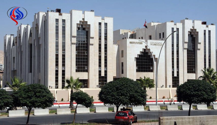 ما صحة الأنباء عن تفجير إرهابي في مبنى للشرطة في الرقة؟
