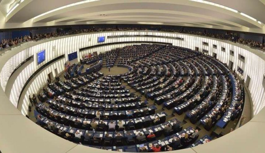 برلمان اوروبا يصدق قرارا يوصي حظر بيع اسلحة للسعودية
