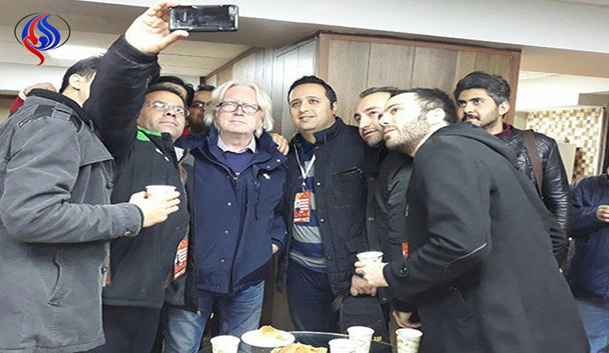 شوخی سرمربی استقلال با خبرنگاران و انتقال یک هوادار با آمبولانس
