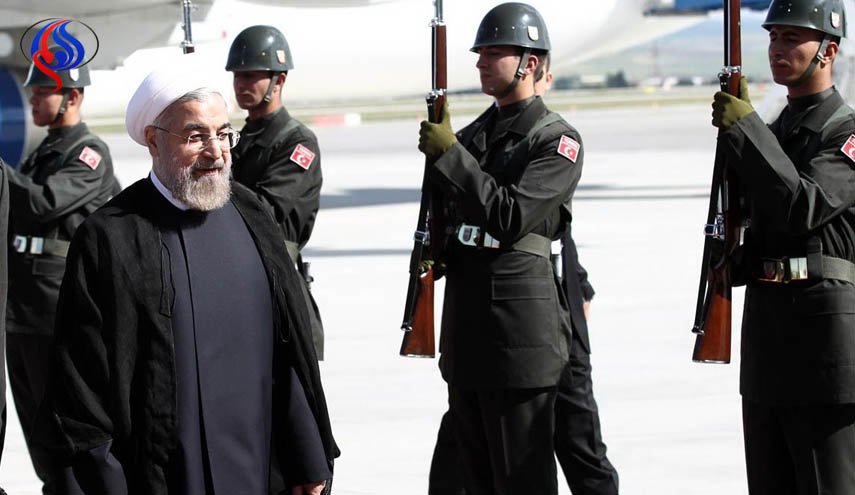 روحانی برای شرکت در نشست فوق العاده سازمان همکاری اسلامی وارد استانبول شد