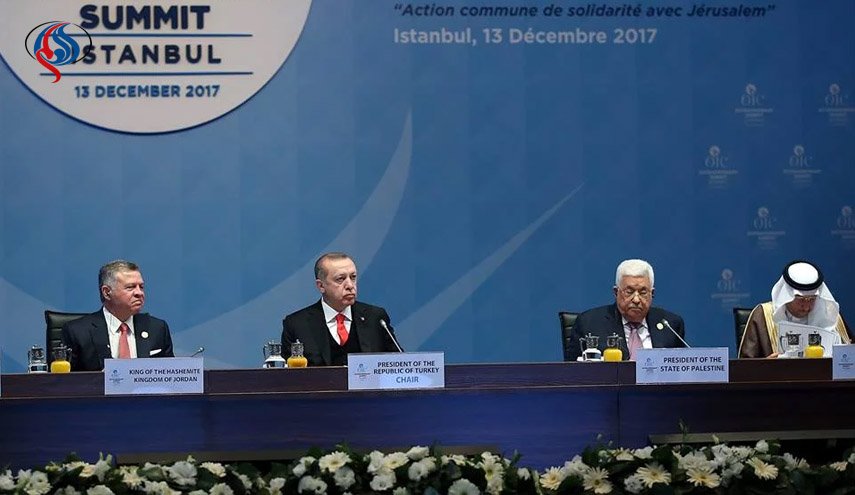 فضيحة.. زعيمان عربيان ضغطا لمنع عباس وملك الأردن من حضور قمة القدس