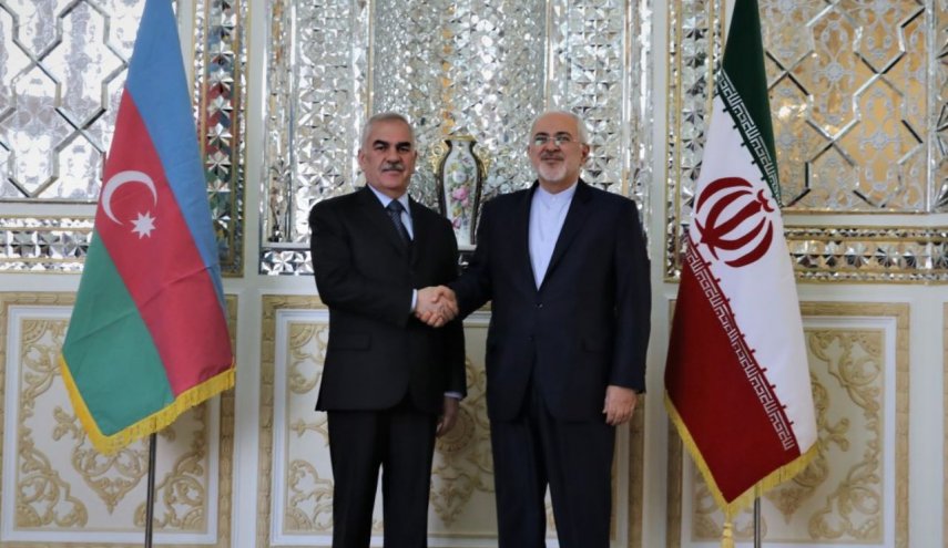 ظريف ورئيس مجلس نخجوان الأعلى يبحثان تعزيز التعاون الثنائي