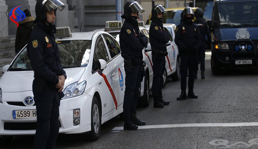الشرطة الإسبانية تعتقل شخصا مشتبها بانتمائه لداعش