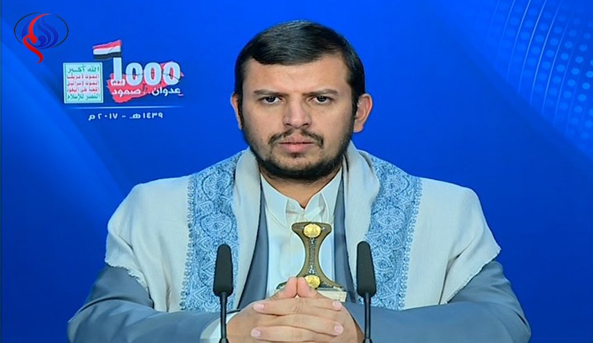 متجاوزان، صنعا را بمباران می کنند و ما ریاض و ابوظبی را بمباران می کنیم/  تجربه موشکی ما روز به روز پیشرفته تر می شود و برد آن افزایش می یابد