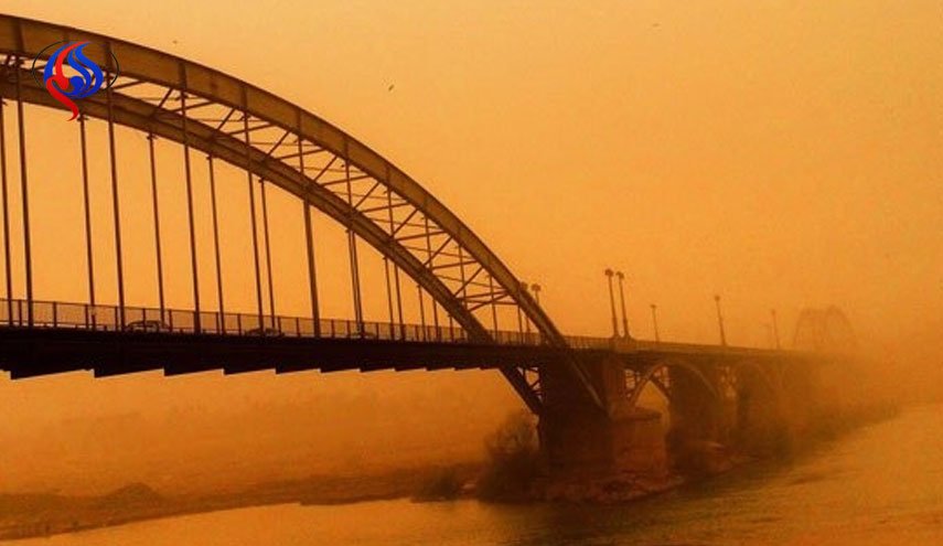 گرد وغبار مدارس 4 شهرستان خوزستان را تعطیل کرد