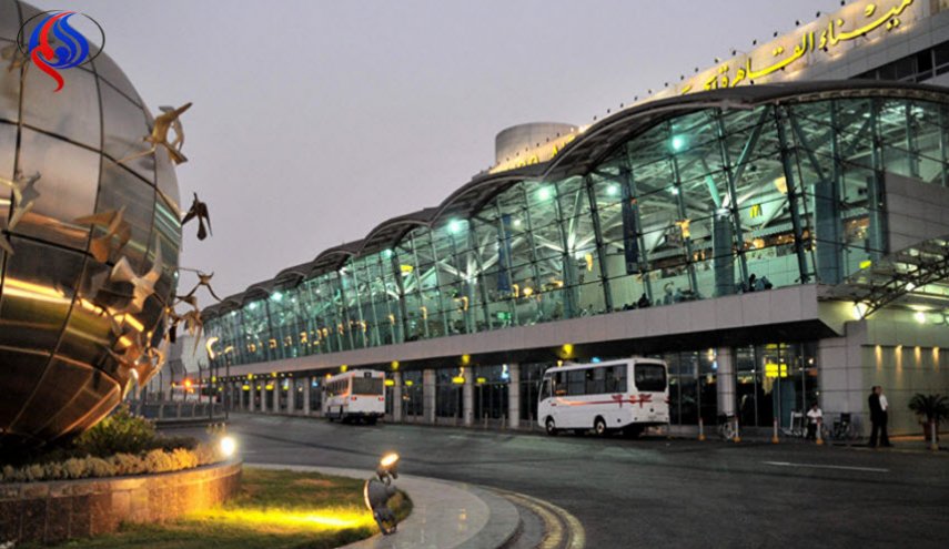وزير الخارجية الإماراتي يزور مصر