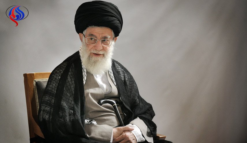 دیدار رهبر انقلاب با خانواده یک شهید مسیحی در شب گذشته + عکس