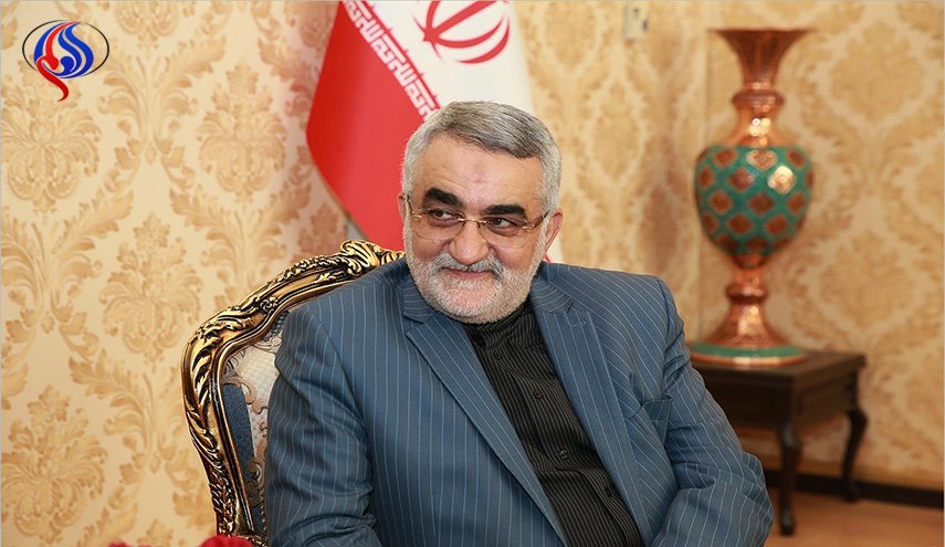 سپاه پاسداران با موفقیت عملیات داعش در غرب کشور را خنثی کرد/ایران قویاً از تمامیت ارضی سوریه دفاع می کند