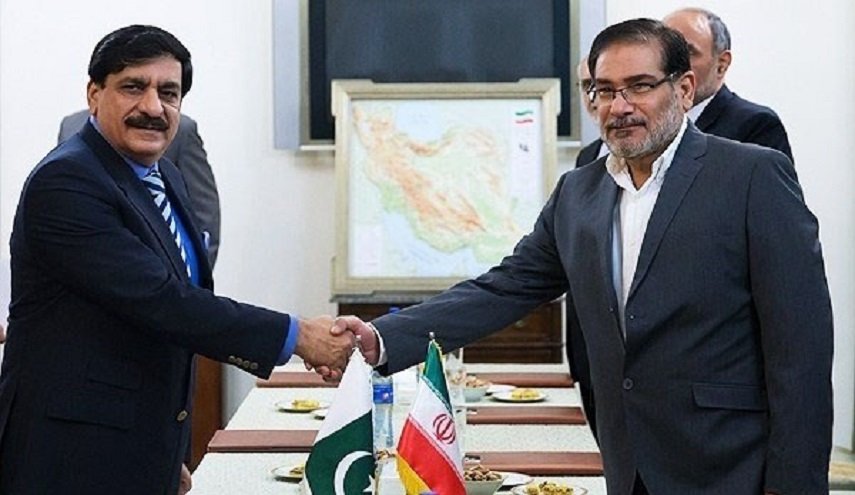 مسؤول باكستاني كبير يؤكد على تعزيز التعاون الامني مع ايران
