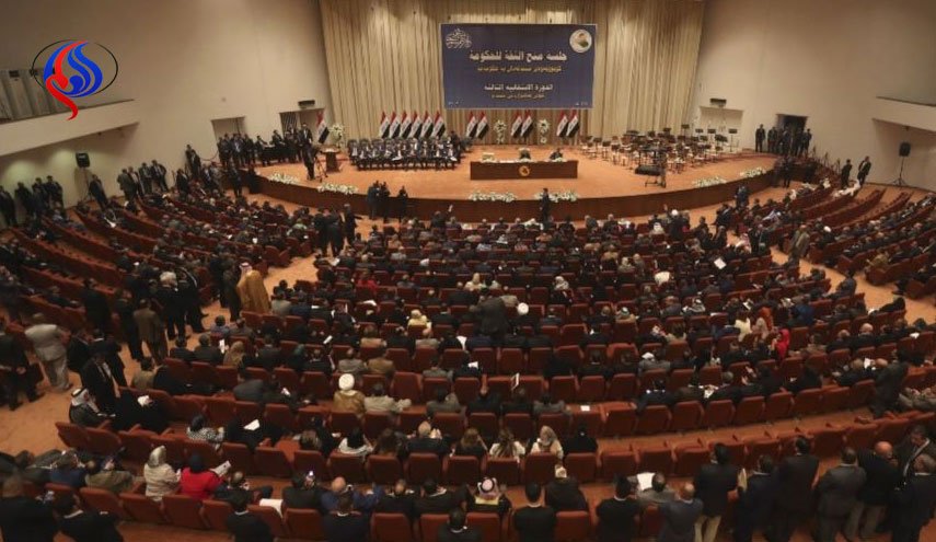 درگیری نمایندگان عراق، پارلمان را به تعطیلی کشاند