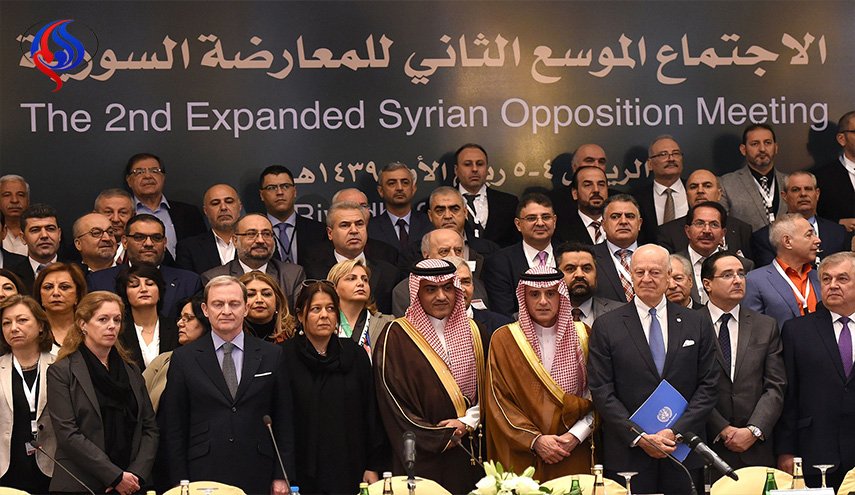 السعودية تهدد المعارضة السورية بوقف الدعم ! 