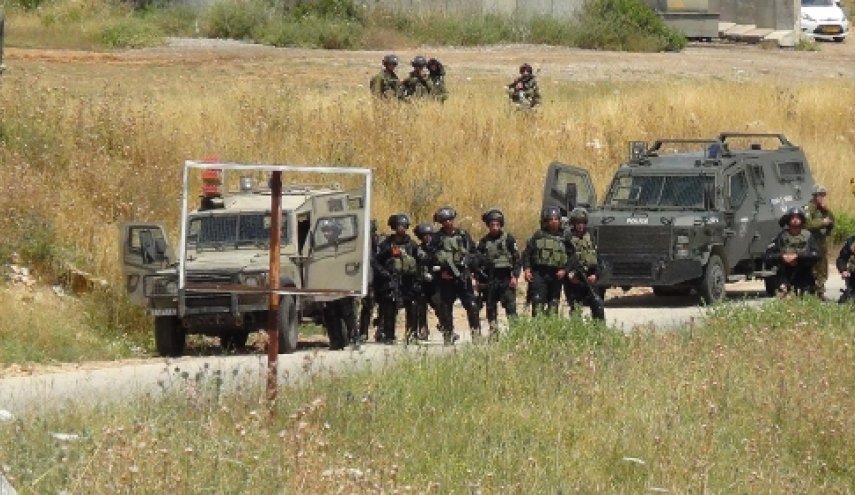 الاحتلال يغلق قرية النبي صالح لمنع مسيرة نصرة القدس
