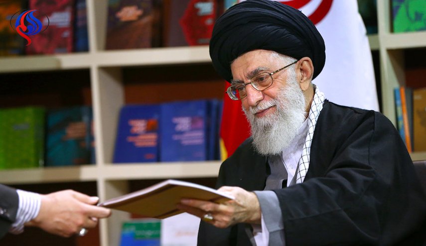 اهدای بیش از 18 هزار نسخه خطی و سنگی از سوی رهبر معظم انقلاب به یک کتابخانه
