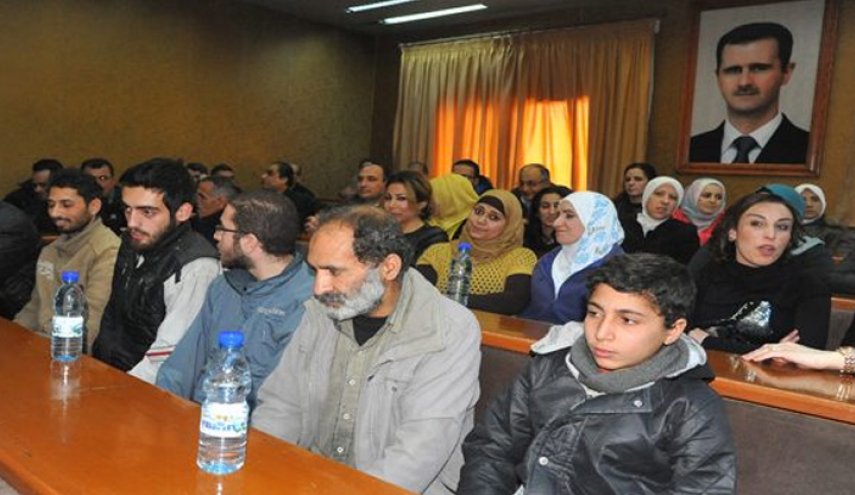 تحرير 24 مختطفا لدى المجموعات الإرهابية في عربين بغوطة دمشق
