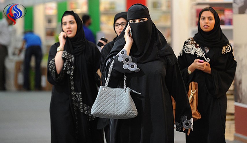 السعودية توظف “جنديات” في إدارة الجوازات