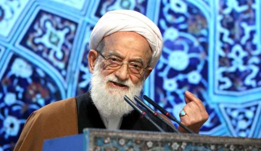 مراقب باشیم دشمنان روی موج بیکاران و محتاجان سوار نشوند