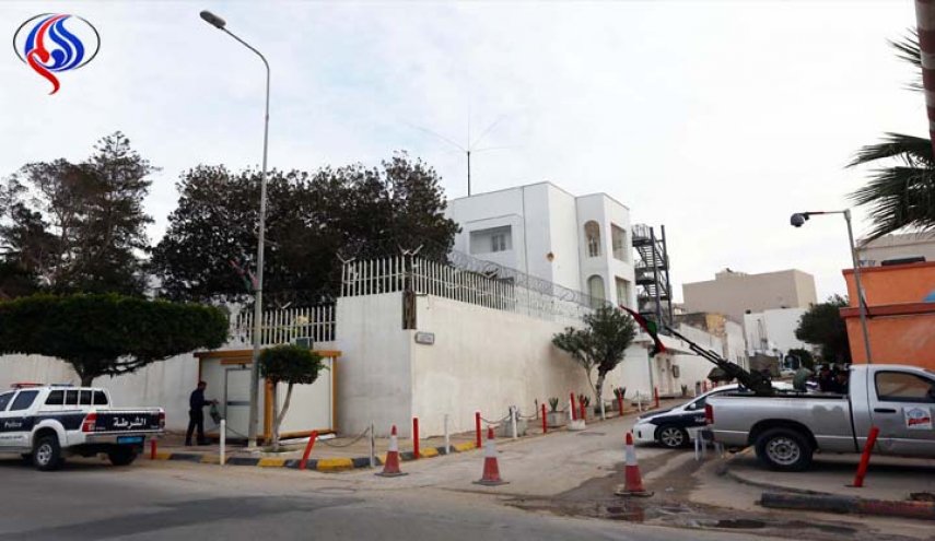 بماذا ردت إيطاليا على اتهامها بالتعدي على سيادة ليبيا؟