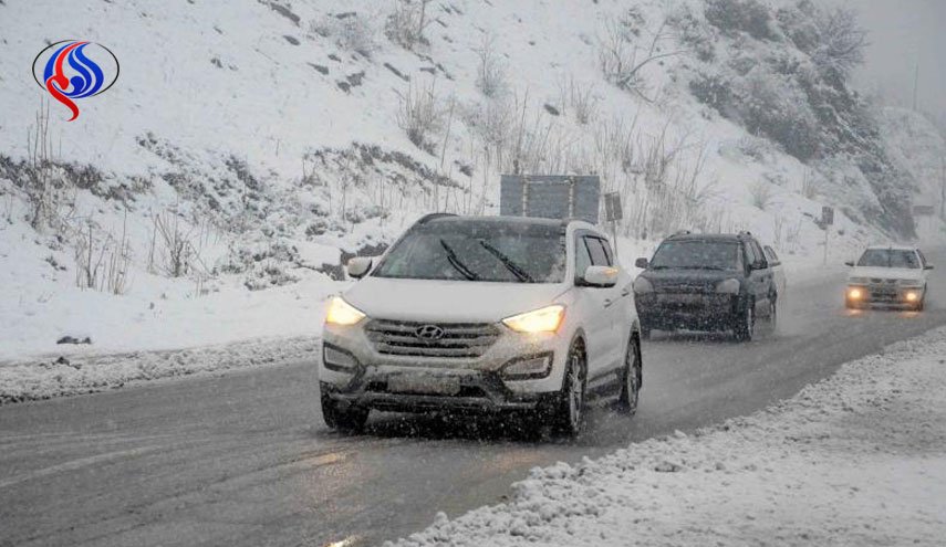 بارش برف در 7 محور مواصلاتی کشور