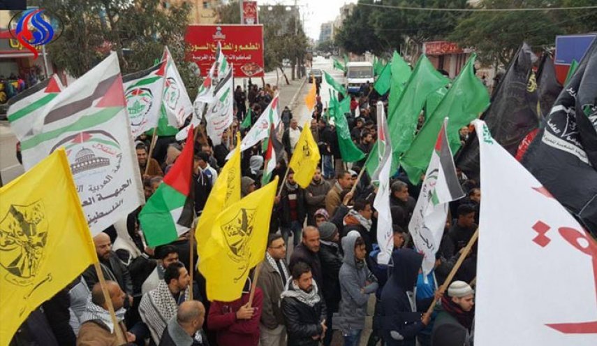 هشتمین جمعه خشم در فلسطین / مردم غزه تصمیم آمریکا در مورد سازمان «آنروا»را محکوم کردند