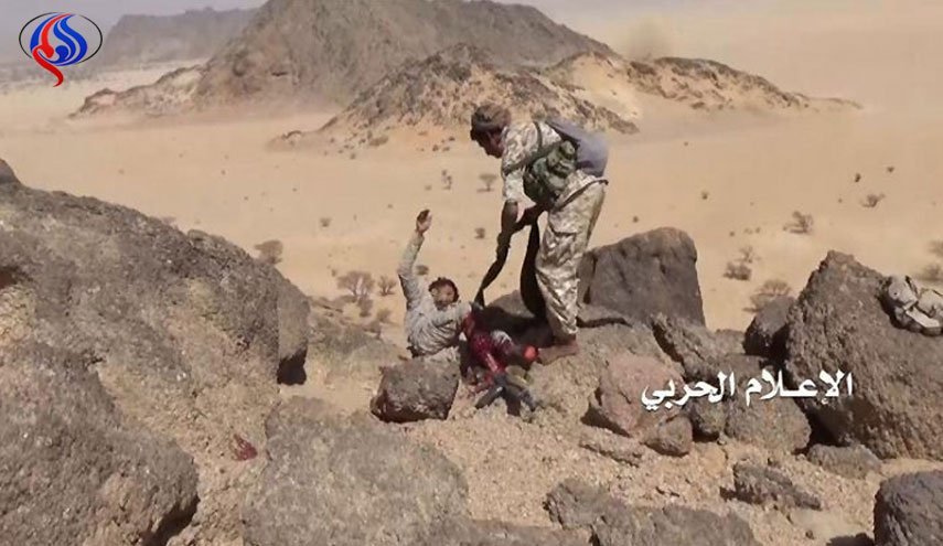 انهدام دو خودروی نظامی مزدوران در الجوف