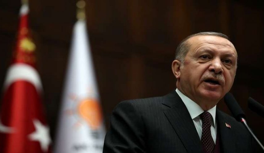 أردوغان يرفع دعوى قضائية ضد أوغلو
