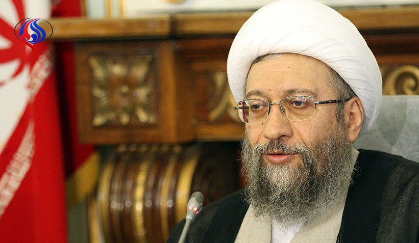 رئیس قوه قضائیه:وجود فساد یا مشکلات معیشتی را انکار نمی کنیم/دشمن به دنبال ایجاد جو بی اعتمادی است