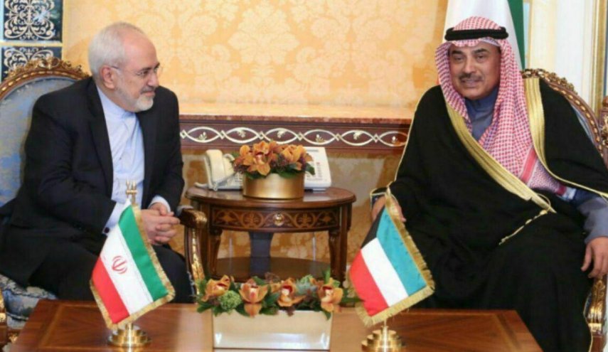 رایزنی ظریف و همتای کویتی در حاشیه کنفرانس بازسازی عراق/قدردانی خالد الصباح از مشارکت ایران