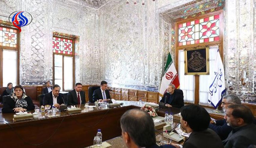 لاریجانی: آمریکا با کمک عربسان تروریست را ایجاد کرده است/تروریست ها بلای حامیان خود می شوند