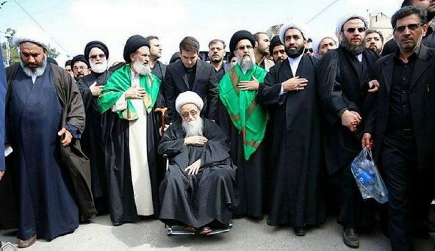 بالصور .. المراجع الدينية تشارك في مواكب العزاء بذكرى استشهاد السيدة الزهراء (س)