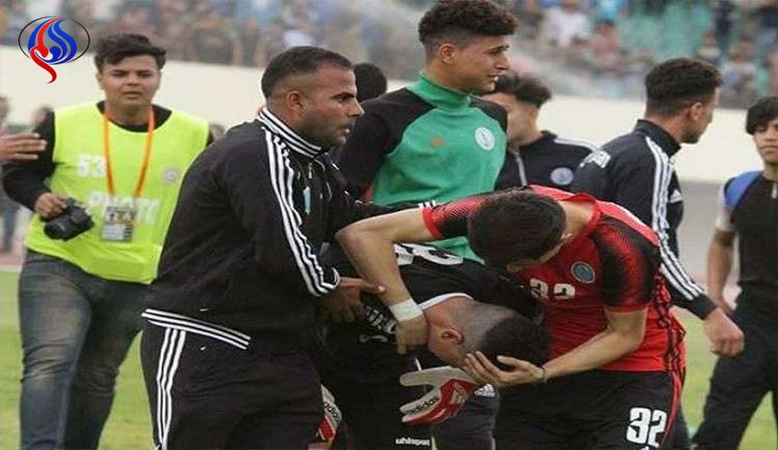 شاهد: حارس مرمى عراقي ينفجر باكيا أمام زملائه!