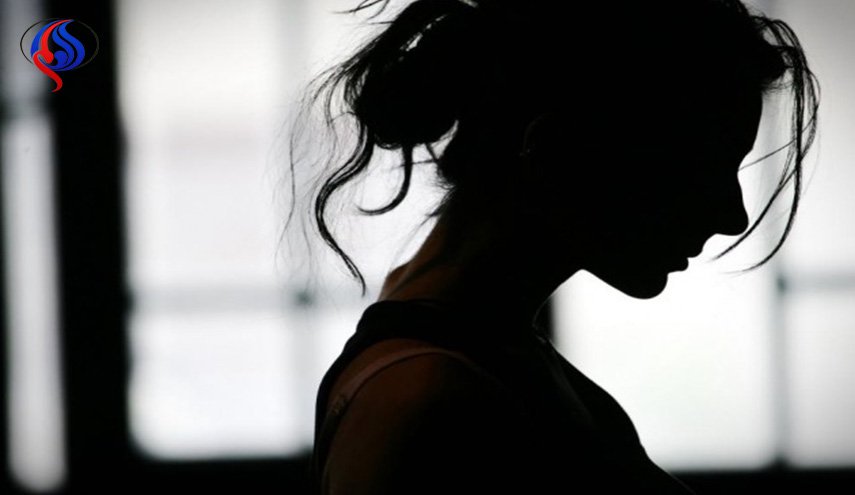 تركت منزل الزوجية لعدم إحضار هدية عيد الحب.. وهذا ما فعله الزوج !