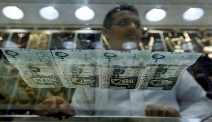 انخفاض حاد في احتياطات السعودية في ضوء تمويل المشاريع الداخلية