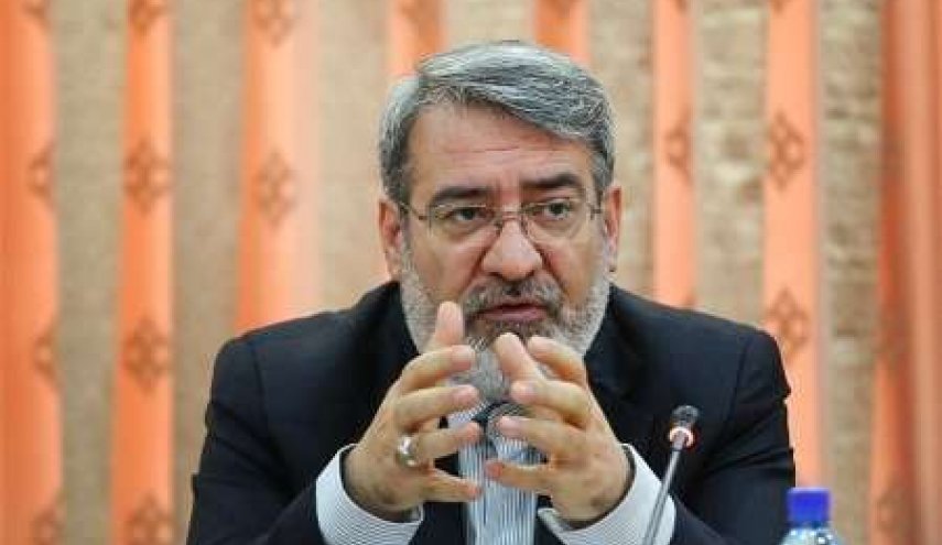 رحمانی‌فضلی: در بحث حجاب محور اصلی باید مردم باشند