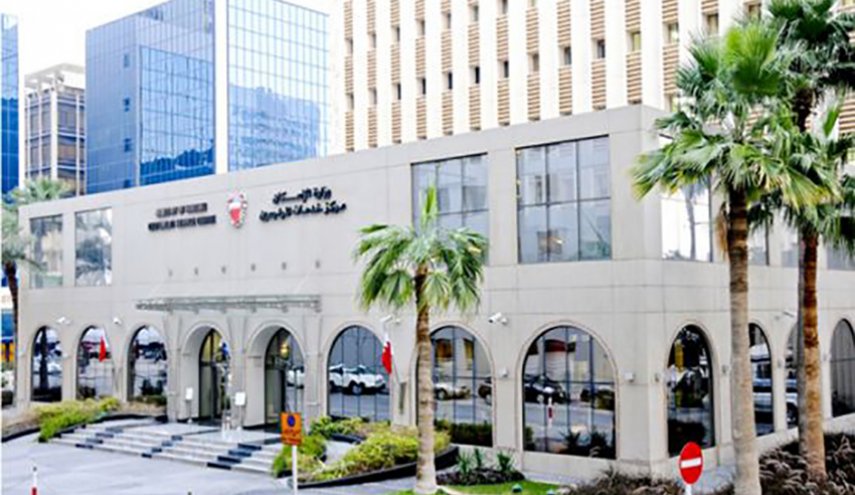 وزير الإسكان البحريني يتوعد بتأجير الوحدات السكنية بالسر!