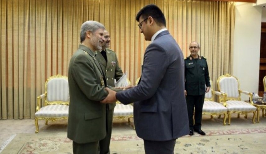 مساعد وزير الدفاع الأفغاني يعتبر امن ايران من امن بلاده